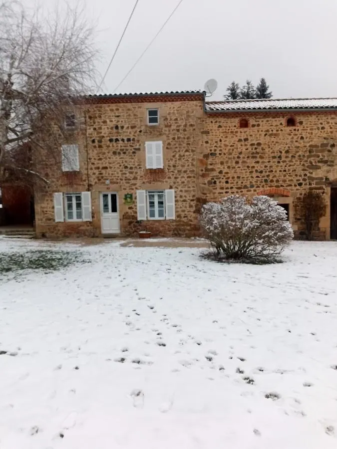 Chantacalme Montboissier  Holiday home Montboissier (Puy-de-Dome)